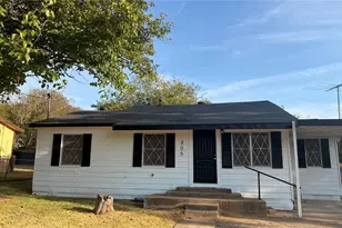 806 W Atchley Ave, Alvarado, TX 76009 - Photo 1