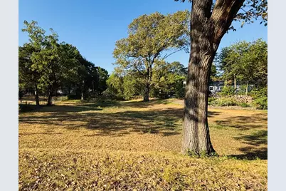 713 Pecan Drive, Mesquite, TX 75149 - Photo 1