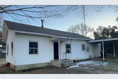 307 W Main Street, Pilot Point, TX 76258 - Photo 2