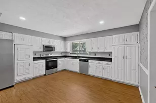 214 Buffalo Creek Dr, Waxahachie, TX 75165 - Photo 10