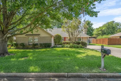 329 Jamie Way, Greenville, TX 75402 - Photo 2