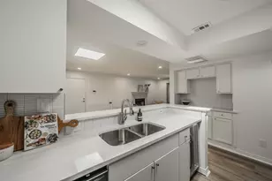 3711 Holland Ave, Dallas, TX 75219 - Photo 12