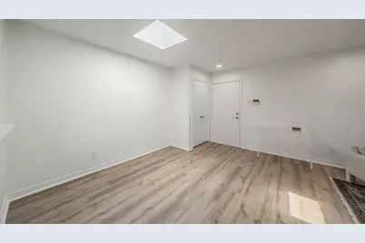 3711 Holland Avenue #303, Dallas, TX 75219 - Photo 4