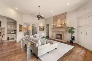 12010 Edgestone Rd, Dallas, TX 75230 - Photo 10