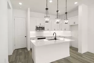 621 Blue Rdg Dr, Mansfield, TX 76063 - Photo 10