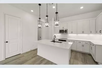 621 Blue Ridge Drive, Mansfield, TX 76063 - Photo 8