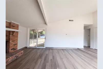 2610 Fallcreek Street, Arlington, TX 76014 - Photo 6