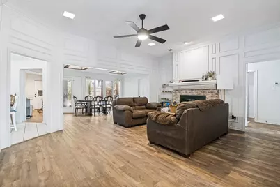 2501 Radcliffe Drive, Rowlett, TX 75088 - Photo 4