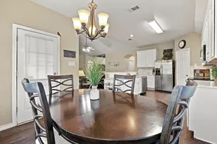 2412 Clubhouse Dr, Denton, TX 76210 - Photo 14