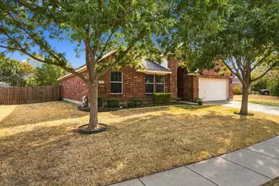 2412 Clubhouse Drive, Denton, TX 76210 - Photo 2