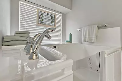 2412 Clubhouse Drive, Denton, TX 76210 - Photo 20