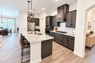 513 River Bank Ct, Granbury, TX 76049 - Photo 6