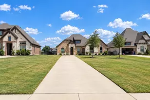 513 River Bank Ct, Granbury, TX 76049 - Photo 1