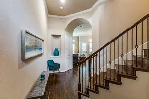 2211 Eriksson Ln, Dallas, TX 75204 - Photo 4