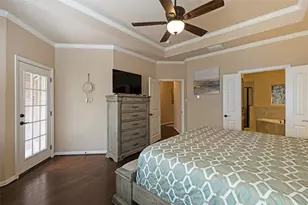 2211 Eriksson Ln, Dallas, TX 75204 - Photo 18