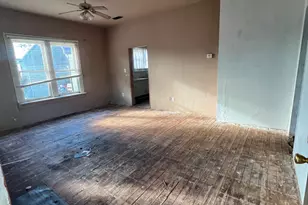 404 E Main, Wortham, TX 76693 - Photo 2