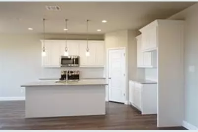 1905 W Westhill Drive, Cleburne, TX 76033 - Photo 4