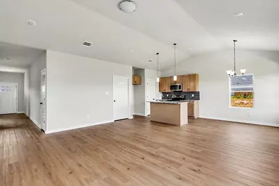 212 Marble Creek Drive, Fort Worth, TX 76131 - Photo 4