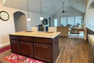 4100 Snowberry Ln, Fort Worth, TX 76036 - Photo 6