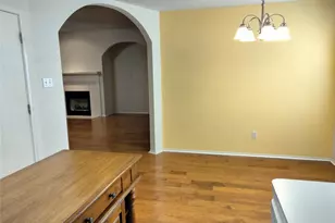 309 Odell St, Cleburne, TX 76033 - Photo 12