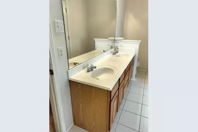 309 Odell Street, Cleburne, TX 76033 - Photo 16