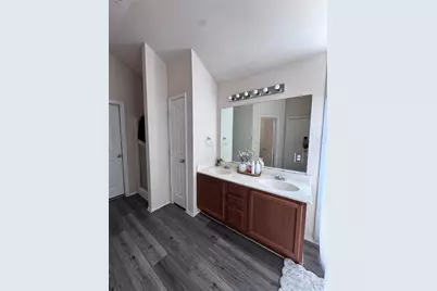 6812 Wilhelmina Drive, Dallas, TX 75237 - Photo 4