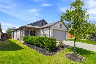 14009 Danesdale Dr, Pilot Point, TX 76258 - Photo 2