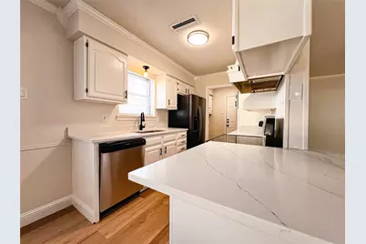 8945 Flicker Lane, Dallas, TX 75238 - Photo 6