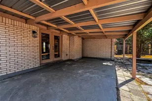 8945 Flicker Ln, Dallas, TX 75238 - Photo 22