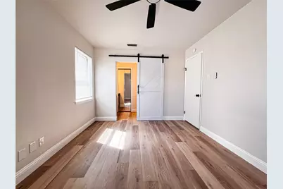 8945 Flicker Lane, Dallas, TX 75238 - Photo 10