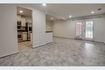 1311 S Edgefield Avenue, Dallas, TX 75208 - Photo 8