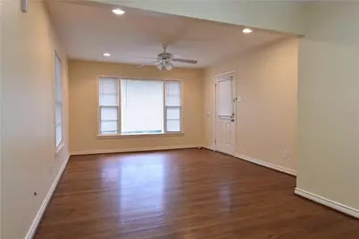 1311 S Edgefield Avenue, Dallas, TX 75208 - Photo 4