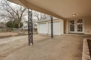 1311 S Edgefield Ave, Dallas, TX 75208 - Photo 10