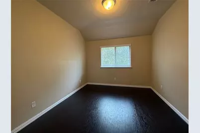217 Barrington Lane, Lewisville, TX 75067 - Photo 14
