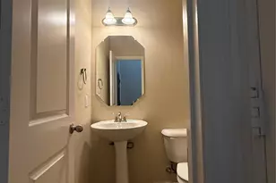 217 Barrington Ln, Lewisville, TX 75067 - Photo 8