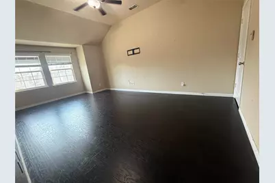 217 Barrington Lane, Lewisville, TX 75067 - Photo 10