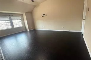 217 Barrington Ln, Lewisville, TX 75067 - Photo 10