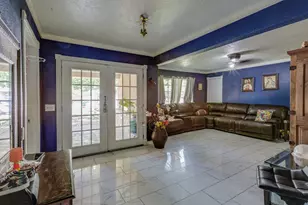 13320 Glenside Dr, Farmers Branch, TX 75234 - Photo 4