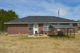 528 N 5th St, Quinlan, TX 75474 - Photo 16