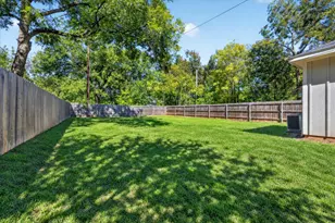 423 W Monterey St, Denison, TX 75020 - Photo 28
