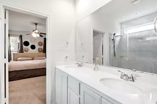 900 Crockett St, Aubrey, TX 76227 - Photo 20