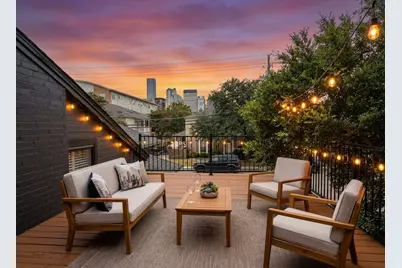 820 Pavillion Street, Dallas, TX 75204 - Photo 2