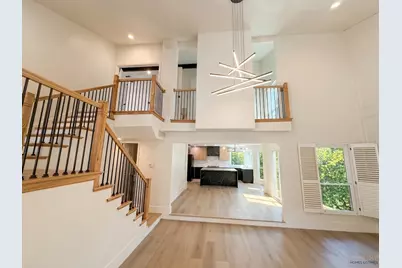 820 Pavillion Street, Dallas, TX 75204 - Photo 4