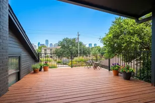 820 Pavillion St, Dallas, TX 75204 - Photo 32