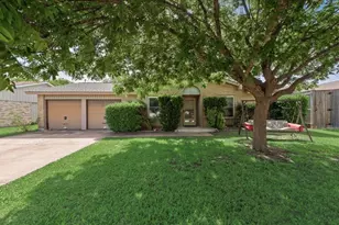 6536 Wakefield Rd, North Richland Hills, TX 76182 - Photo 1