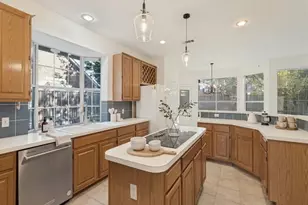 2032 Liverpool Dr, Plano, TX 75025 - Photo 8
