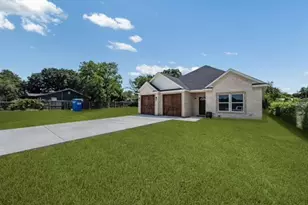 2033 S Edgewood Terrace, Fort Worth, TX 76105 - Photo 1
