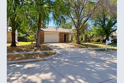 305 S Willow Street, Mansfield, TX 76063 - Photo 1