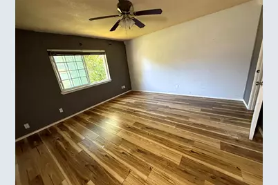 305 S Willow Street, Mansfield, TX 76063 - Photo 8