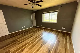 305 S Willow St, Mansfield, TX 76063 - Photo 16